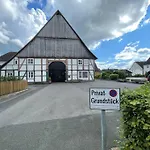 Rosenhof Zur Weser * Höxter