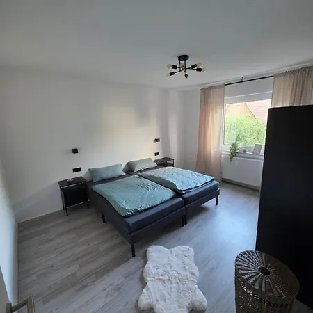 Rosenhof Zur Weser Apartment *